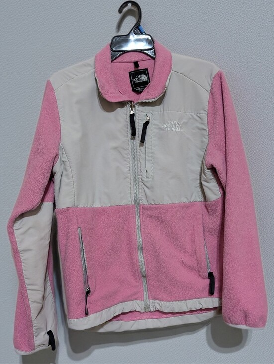 The North Face Jackets & Blazers - Denali The North Face Women's L Pink Jacket
